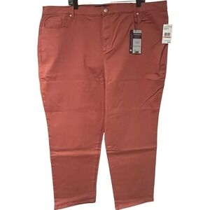 NWT Gloria Vanderbilt Amanda Jeans Begonia Bloom Tapered Leg Size 24W‎